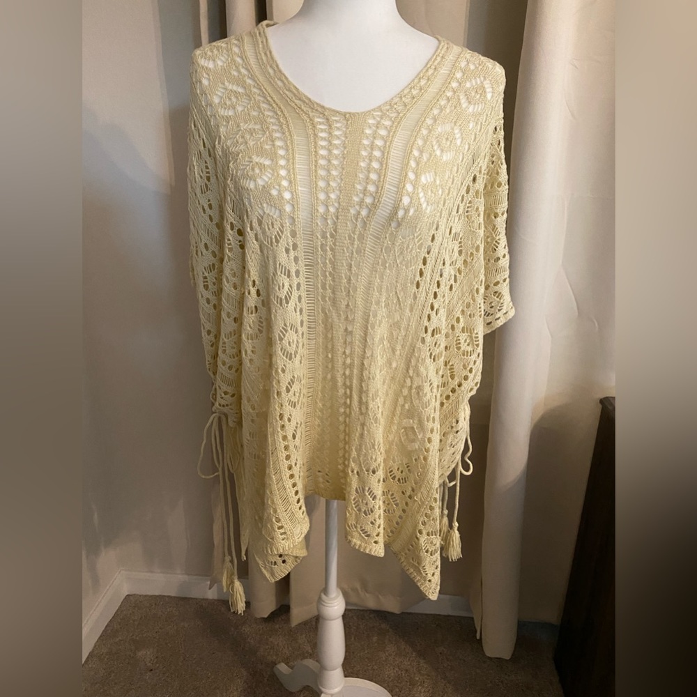 Swim suit cover up. EUC - Picture 1 of 3